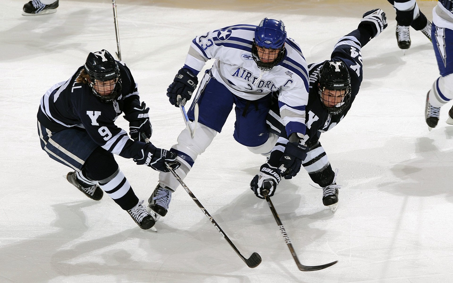 广州队完胜马刺，保罗高光表现背后的篮球新秩序